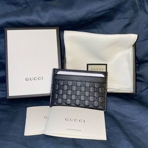 Gucci Black Micro Guccissima Embossed Leather Card Holder Wallet